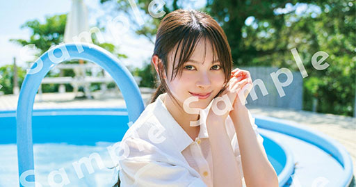 AKB48伊藤百花、真夏のプールサイドで美脚もチラり…フォトブック発売