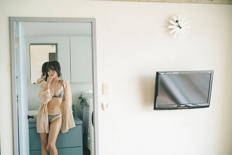 SKE48・入内嶋涼1st写真集(タイトル未定／白夜書房)より