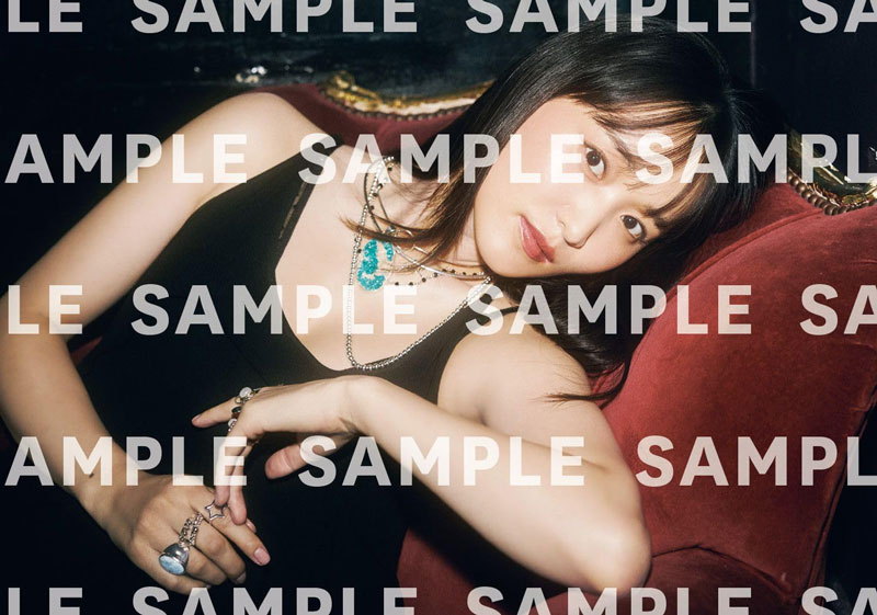 Amazon限定 菅井友香写真集『たびすがい』＋カレンダー『よるすがい』初回限定セット版 Amazon限定メッセージプリント入り生写真