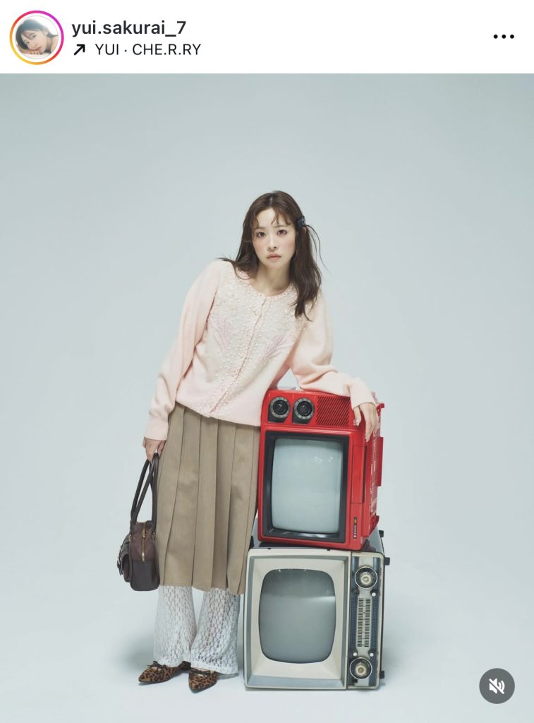 FRUITS ZIPPER・櫻井優衣が昭和感あふれるカットを公開