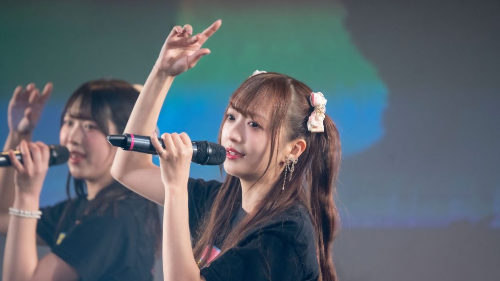 「ラフ×ラフLIVE HOUSE TOUR2025『ポップ☆トラベル～あなたに会いに来ちゃいました～」』より日比野芽奈