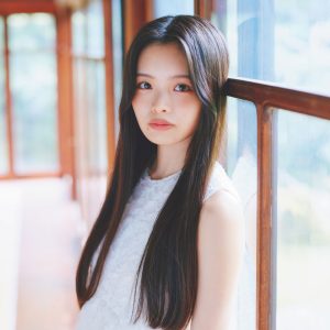 櫻坂46・浅井恋乃未『週プレ』登場…力強い視線が印象的