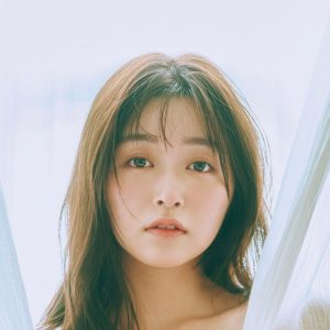 19歳「ミスヤングマガジン賞」受賞の美女、まぶしい水着グラビア