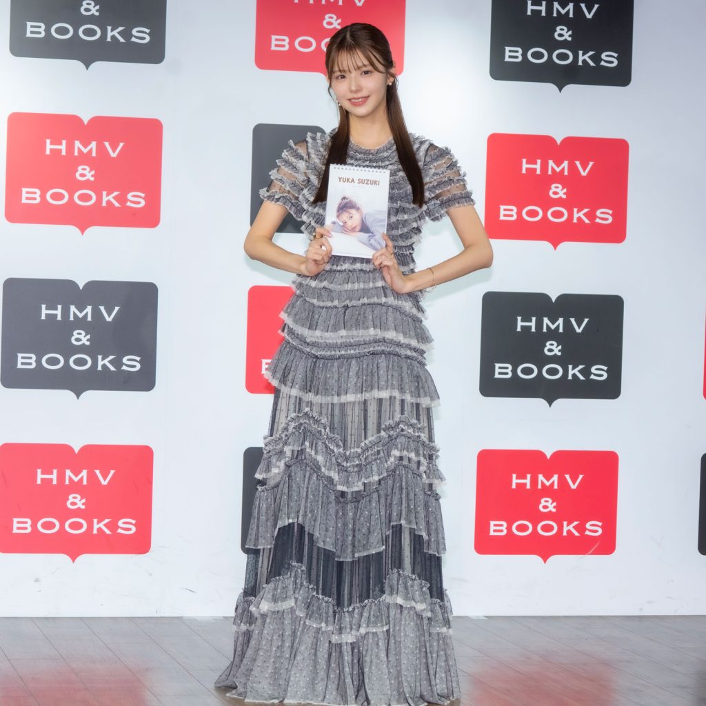 『鈴木ゆうか 2026年卓上カレンダー』発売記念取材会より