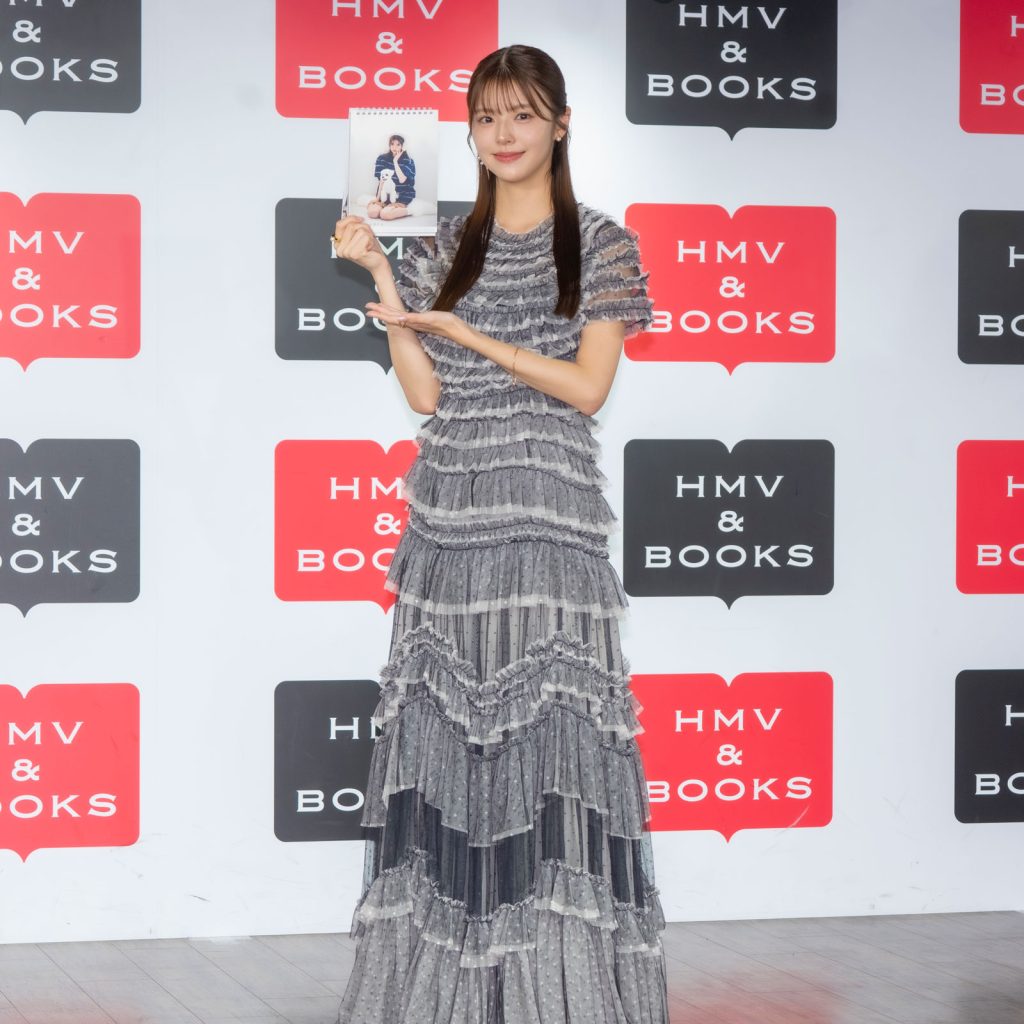 『鈴木ゆうか 2026年卓上カレンダー』発売記念取材会より