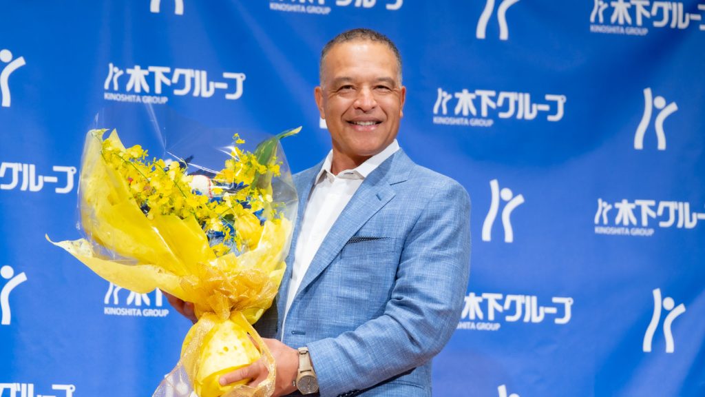 木下グループ新CM発表会に出席した『ロサンゼルス・ドジャース』デーブ・ロバーツ監督