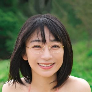 大人になった“メガネアイドル”時東ぁみ、11年ぶりグラビアDVDリリース！キュートな笑顔と変わらぬスタイルで魅せる