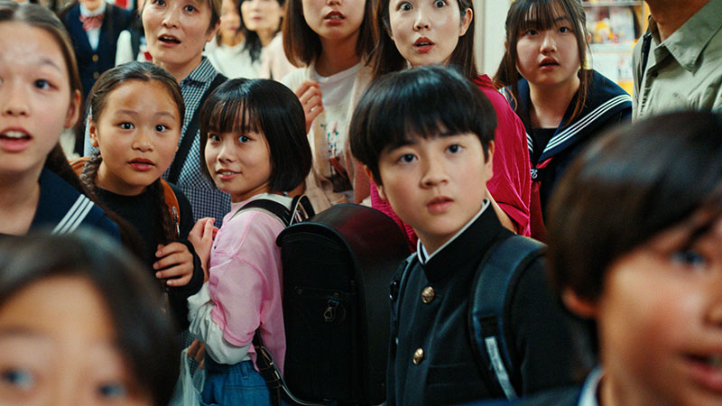 ソフトバンク株式会社新テレビCM「スマホデビュー祭」篇より