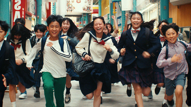 ソフトバンク株式会社新テレビCM「スマホデビュー祭」篇より