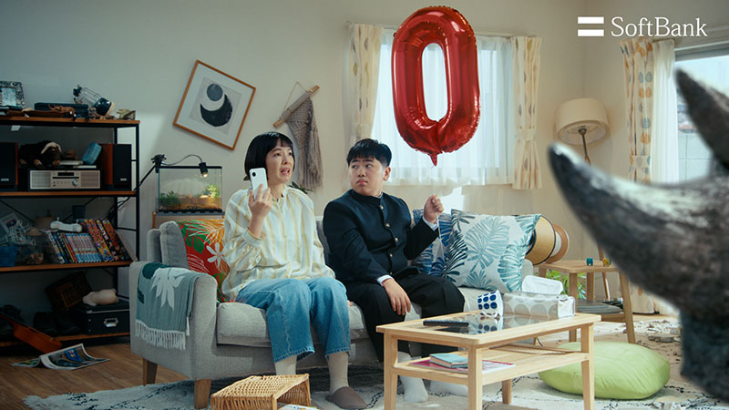 ソフトバンク株式会社新ウェブCM「スマホデビュー祭 お宅訪問」篇より