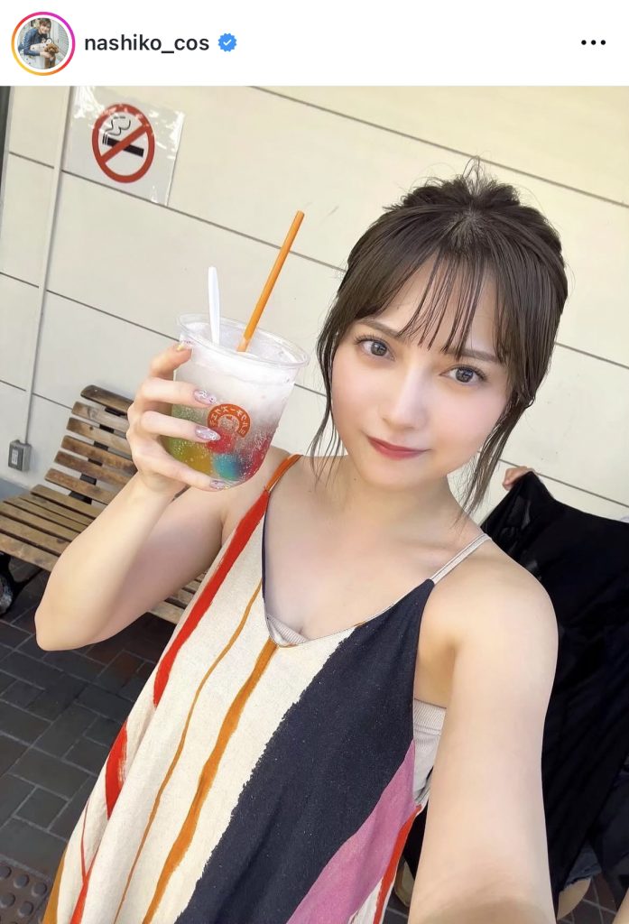 爽やかなワンピース姿でパシャリ