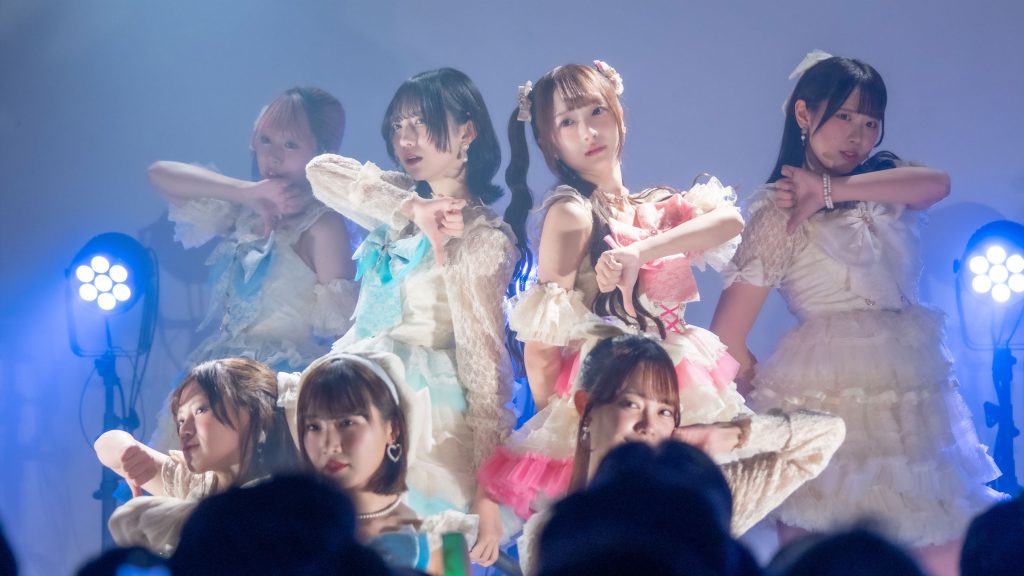 「ラフ×ラフLIVE HOUSE TOUR2025『ポップ☆トラベル～あなたに会いに来ちゃいました～」』より