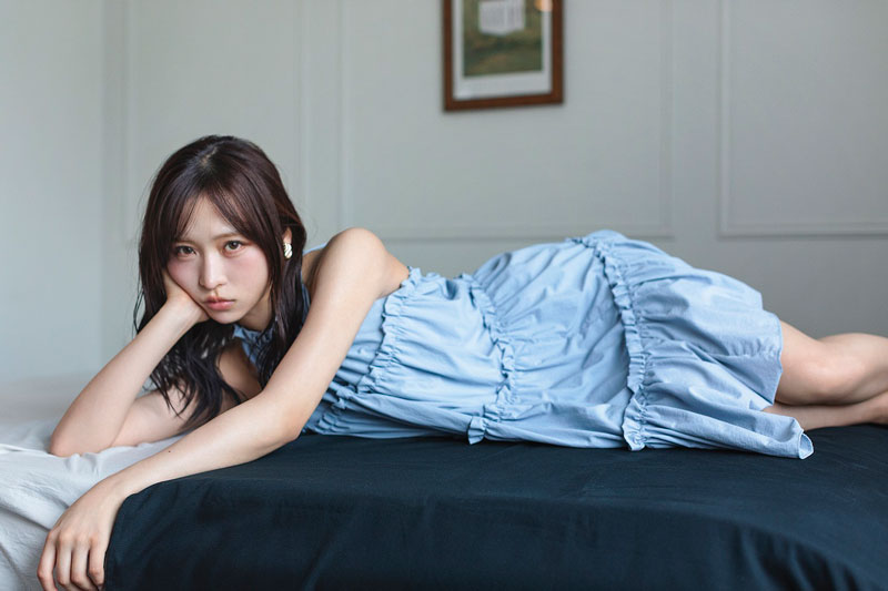 AKB48・小栗有以1stフォト＆スタイルブック『AB型の左利き』より