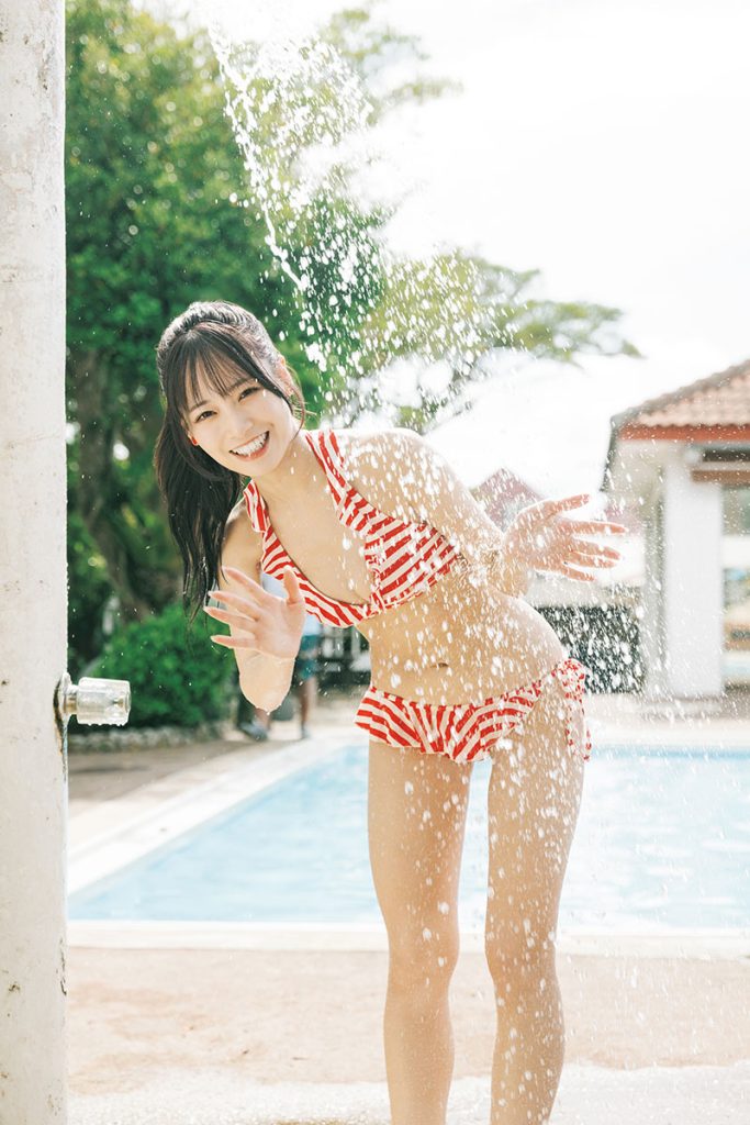 SKE48・入内嶋涼1st写真集『さやけき光』(白夜書房)セブンネットショッピング限定版裏表紙