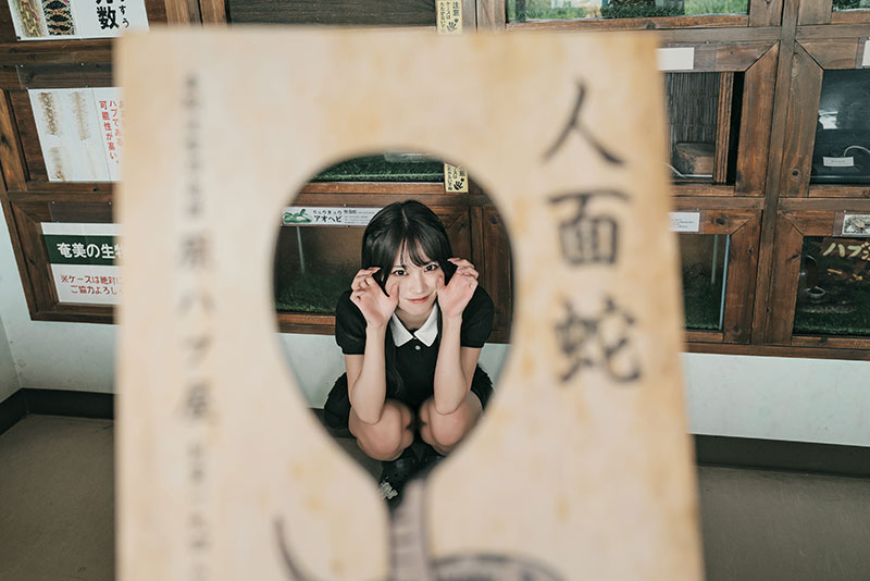 SKE48・入内嶋涼1st写真集『さやけき光』(白夜書房)より封入ポストカード7