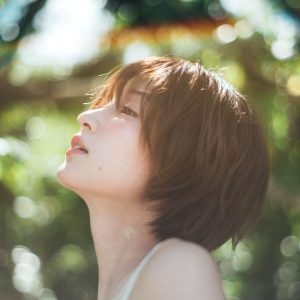 岡崎紗絵2026年カレンダー、限定受注販売決定！2nd写真集未公開カットで構成