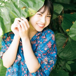 NMB48芳賀礼、初写真集で初水着初ランジェリー姿を披露「自分でもびっくりするほど自然体な姿」
