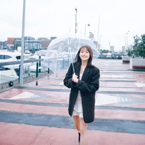 櫻坂46松田里奈1st写真集『まつりの時間』楽しそうな表情から儚げな姿まで裏表紙カット公開