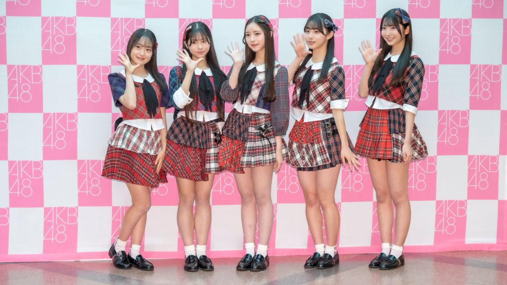 「AKB48 20th Year Live Tour 2025 in 日本武道館 ～あの頃、青春でした。これから、青春です～ リクエストアワーセットリストベスト20」より