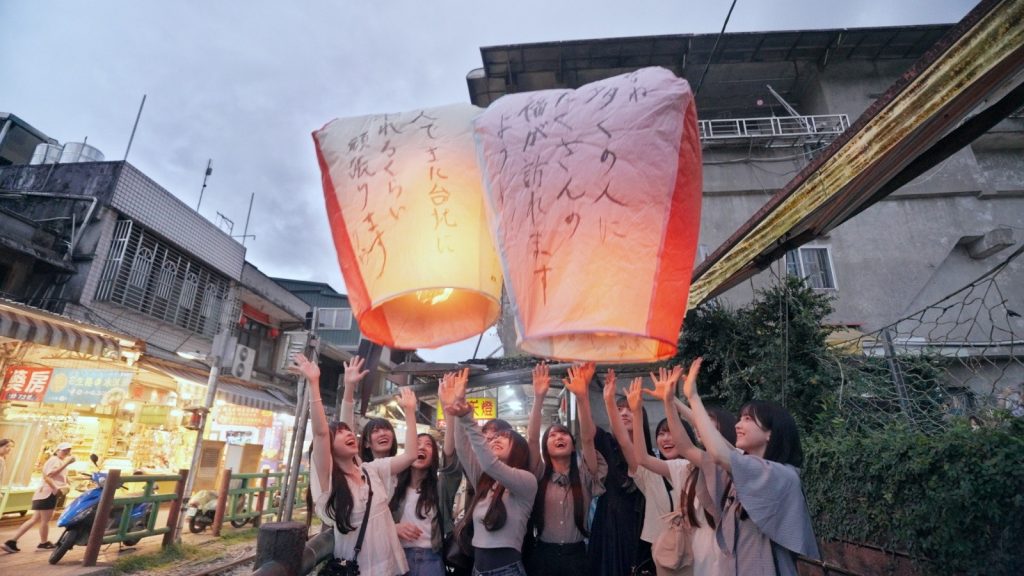 6期生10人がしたためた願い事とは？