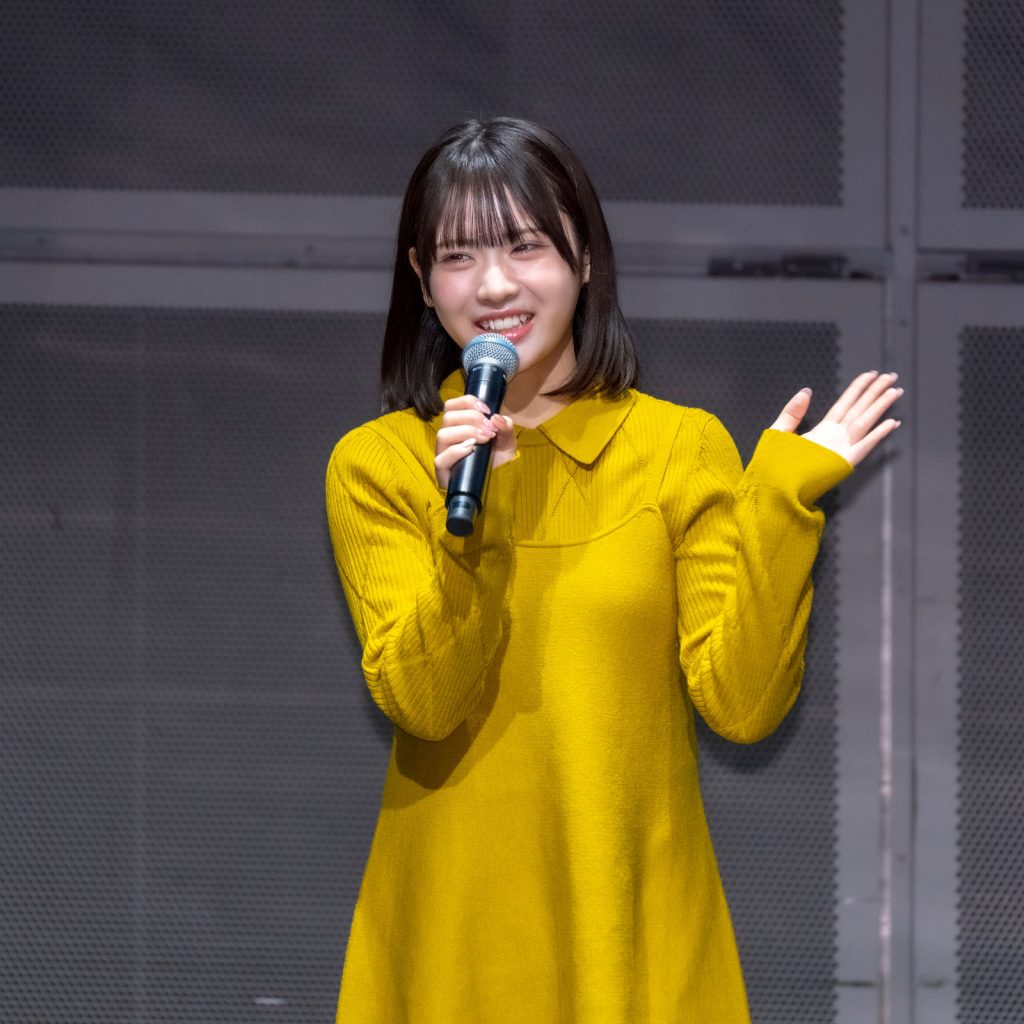「ふるさと映画祭」内『あまっこ』舞台あいさつに登壇したNMB48芳賀礼