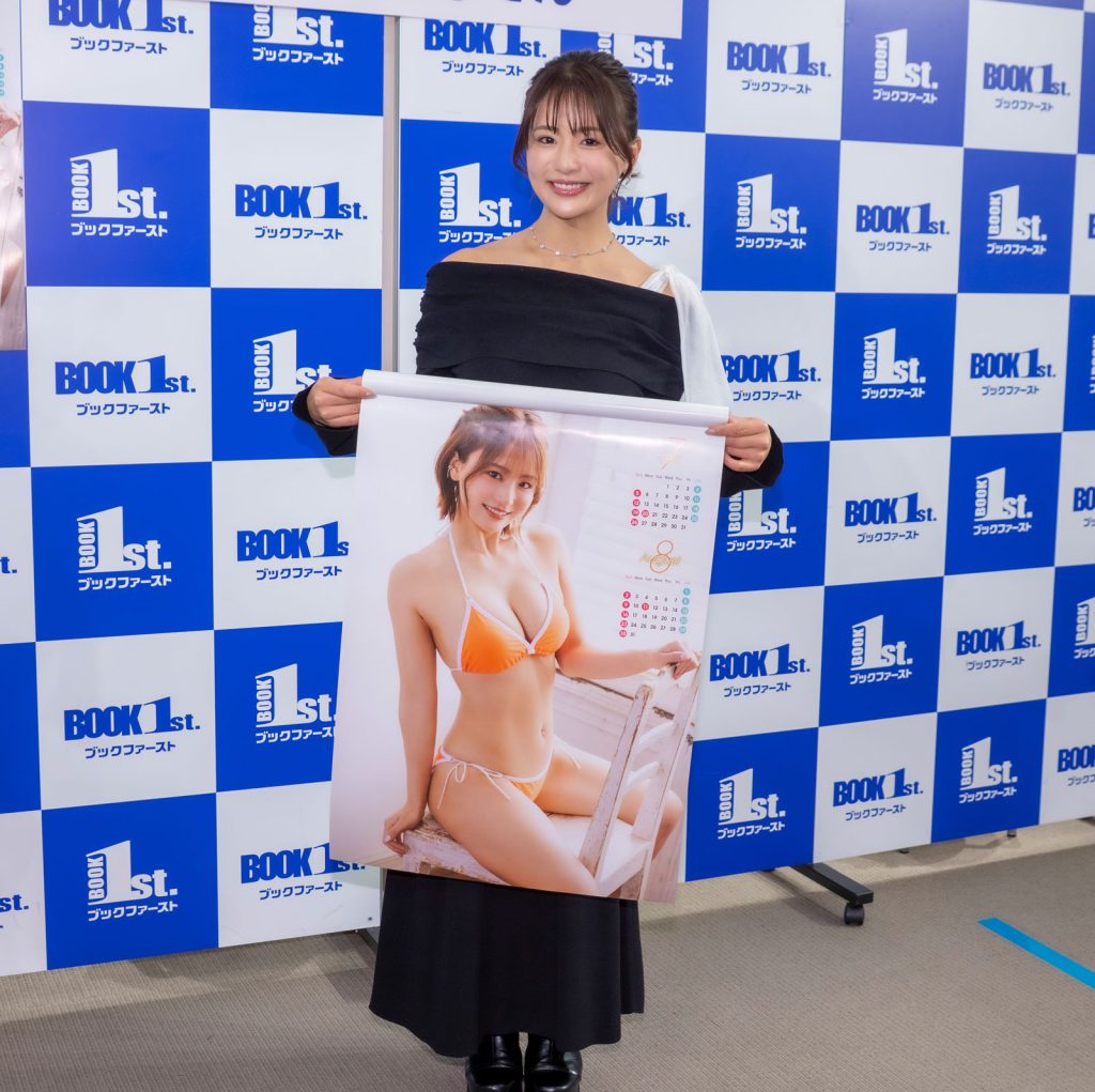 『平嶋夏海 2026年カレンダー』発売記念取材会より