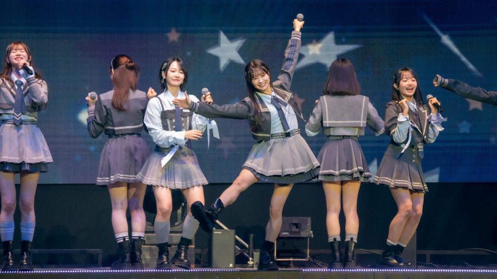 「AKB48 20th Year Live Tour 2025 in 日本武道館 ～あの頃、青春でした。これから、青春です～ リクエストアワーセットリストベスト20」より『奇跡が消えても』