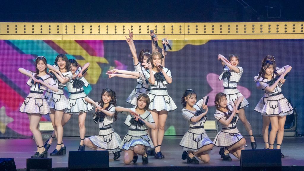「AKB48 20th Year Live Tour 2025 in 日本武道館 ～あの頃、青春でした。これから、青春です～ リクエストアワーセットリストベスト20」より『タイムマシン不要論』