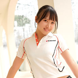 人気アイドルグループのメンバーがグラビアDVDデビュー、眩しすぎる現役アイドルのフレッシュ美ボディー