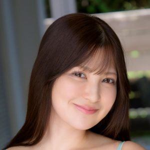 歯科助手からグラビアのステージへ…元アイドルが魅せた“彼女になる”瞬間