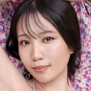 女神級スタイルの新人グラドル、100cm美バストで鮮烈DVDデビュー