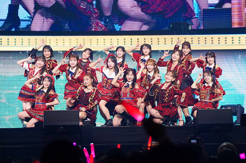 「AKB48 20th Year Live Tour 2025 in 日本武道館 ~あの頃、青春でした。これから、青春です~」20周年記念コンサート Part2より