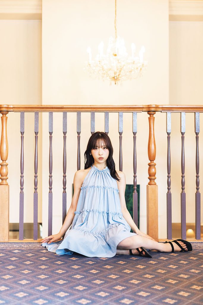 AKB48・小栗有以1stフォト＆スタイルブック『AB型の左利き』より