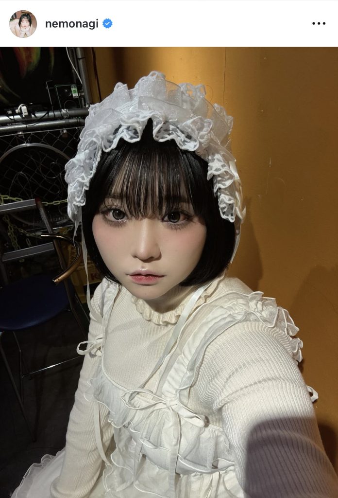 真顔もキュート過ぎる根本凪