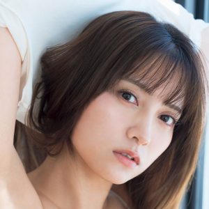 桃月なしこ、“高嶺の純白”グラビアショット