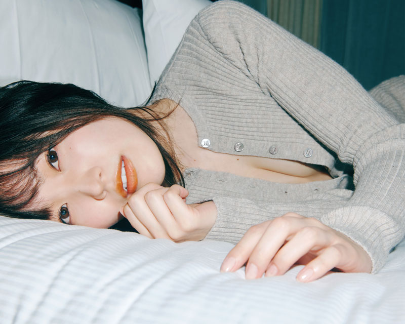 櫻坂46松田里奈1st写真集『まつりの時間』(幻冬舎)より