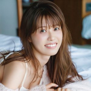 ABEMAの人気アナウンサーが初めての写真集を発売、テーマは『独身アラサー女子の休日』初となる水着カットにも挑戦