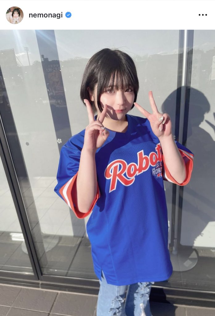 試合会場の池の川さくらアリーナでパシャリ