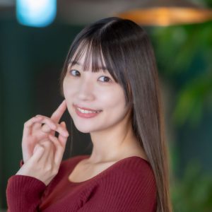 “令和の美脚クイーン”波崎天結、2年ぶりの写真集で魅せた“丸みの進化”