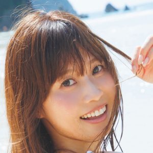 ABEMAアナウンサー西澤由夏、水着で初登場