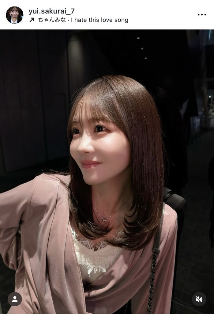 FRUITS ZIPPER・櫻井優衣が新年会での衣装姿を公開