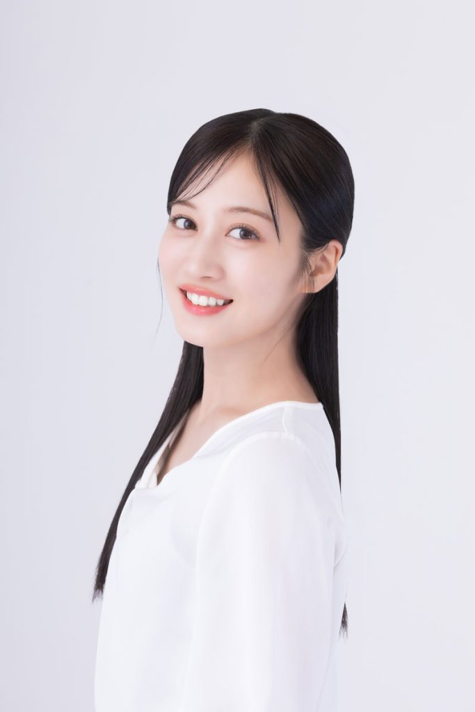 吉本興業所属となることが発表された川上千尋