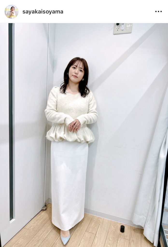 大人っぽいロングスカート姿