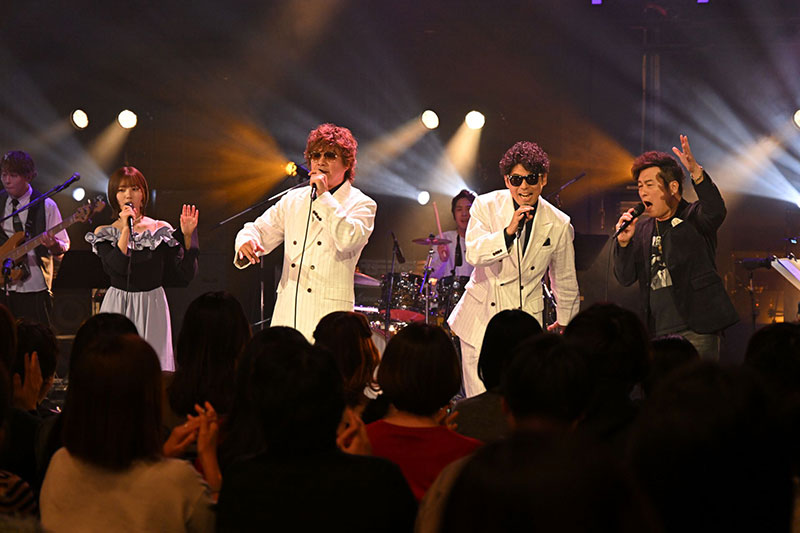 『Spicy Sessions with 武田と哲也』より「LA・LA・LA LOVE SONG」