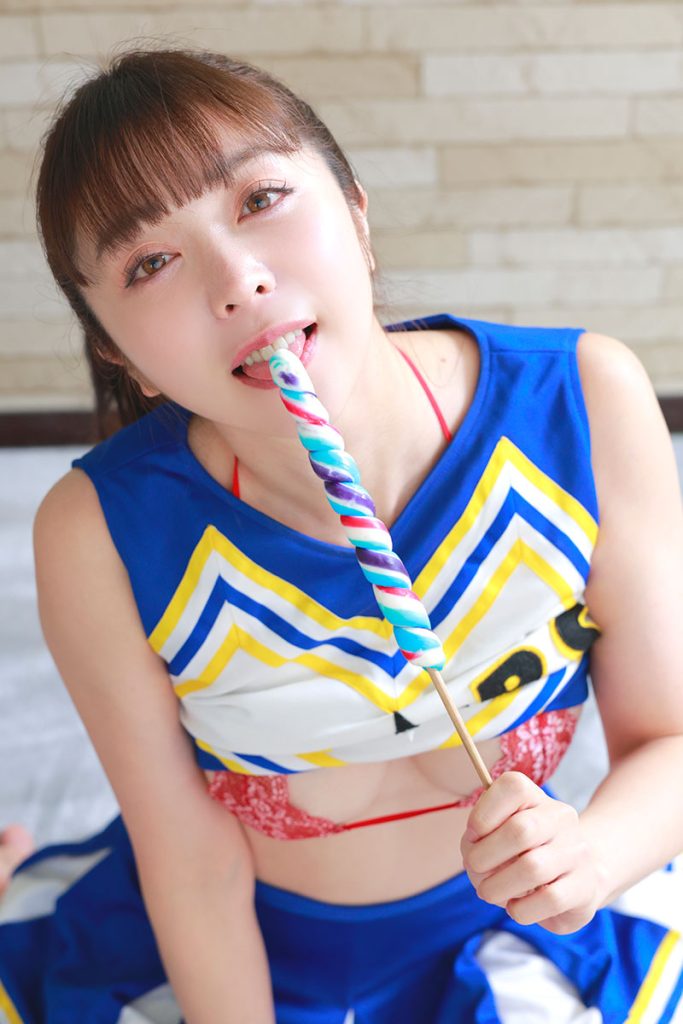 グラビアアイドル星那美月イメージDVD「社内恋愛」より