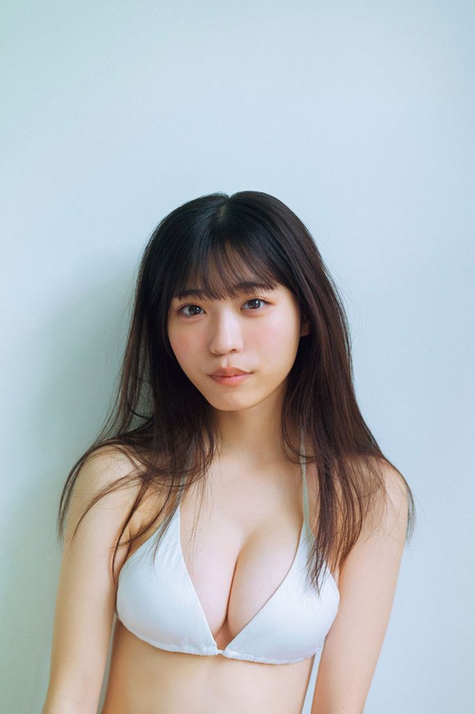 「僕が見たかった青空」金澤亜美1st写真集『プロローグ』