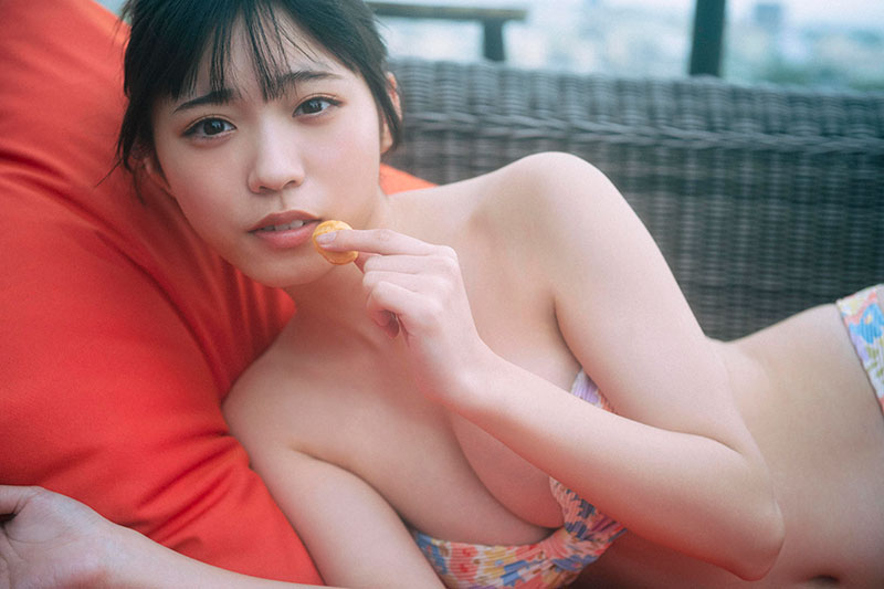 「僕が見たかった青空」金澤亜美1st写真集『プロローグ』