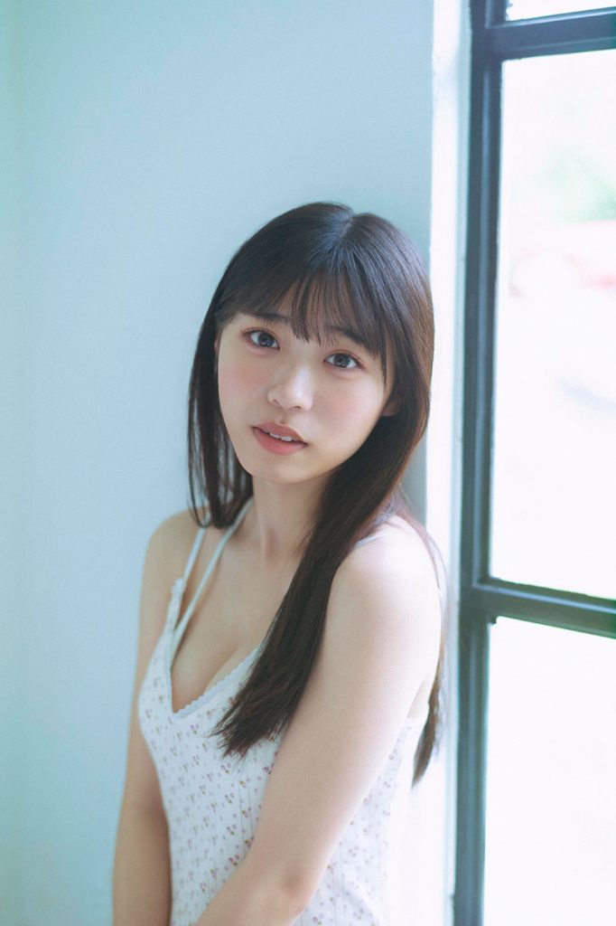 「僕が見たかった青空」金澤亜美1st写真集『プロローグ』