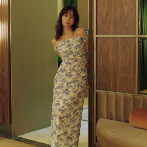 前田敦子写真集『Beste』より中面カット公開第4弾！スタイルの良さが際立つドレス姿