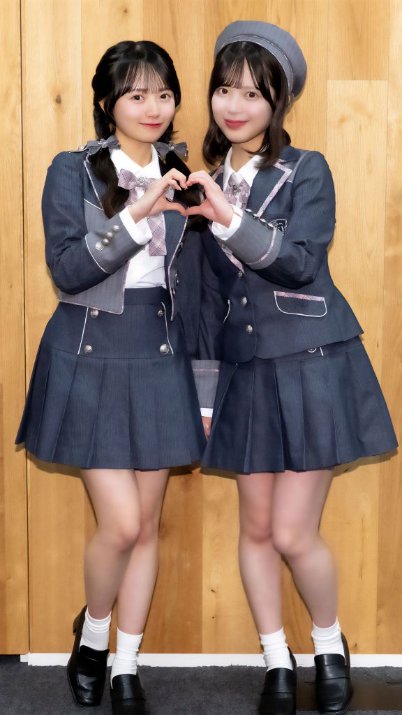 AKB48・19期生 花田藍衣と川村結衣